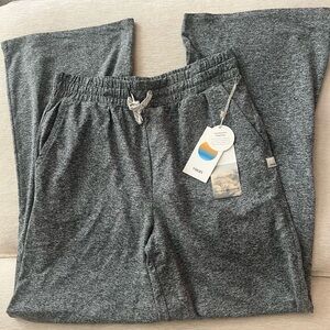 Vuori Halo Essential Wideleg Pants- Heather Grey- Women’s Medium